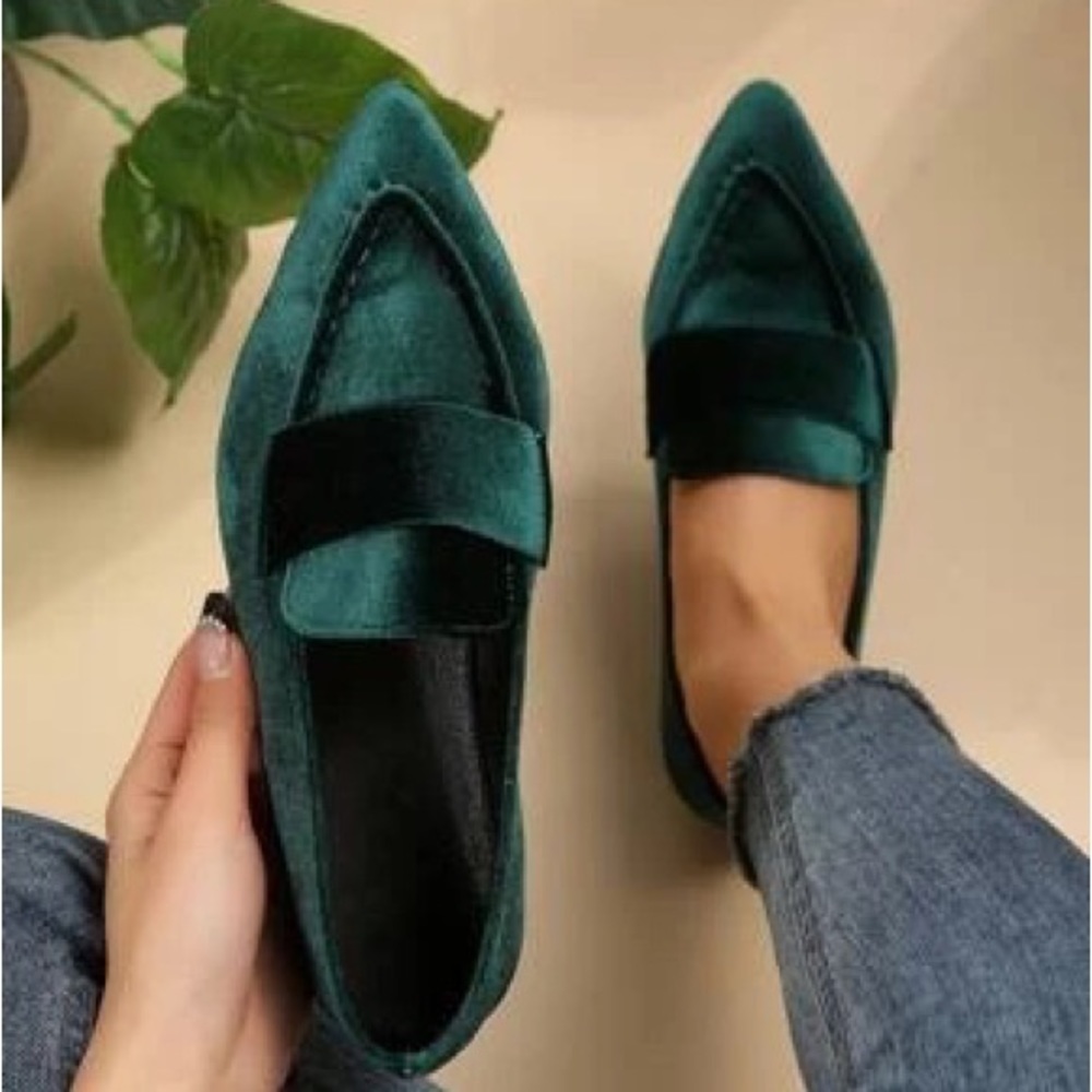 Velvet Pointed Ballet Loafers
